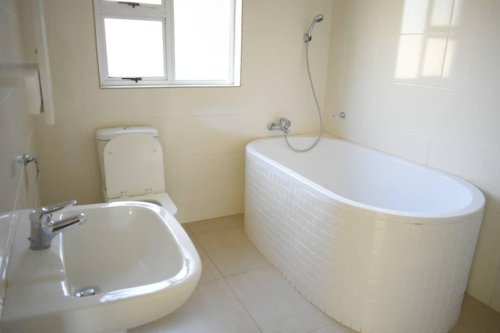 Hillcrest Executive Apartments - Exclusive Rental Offer